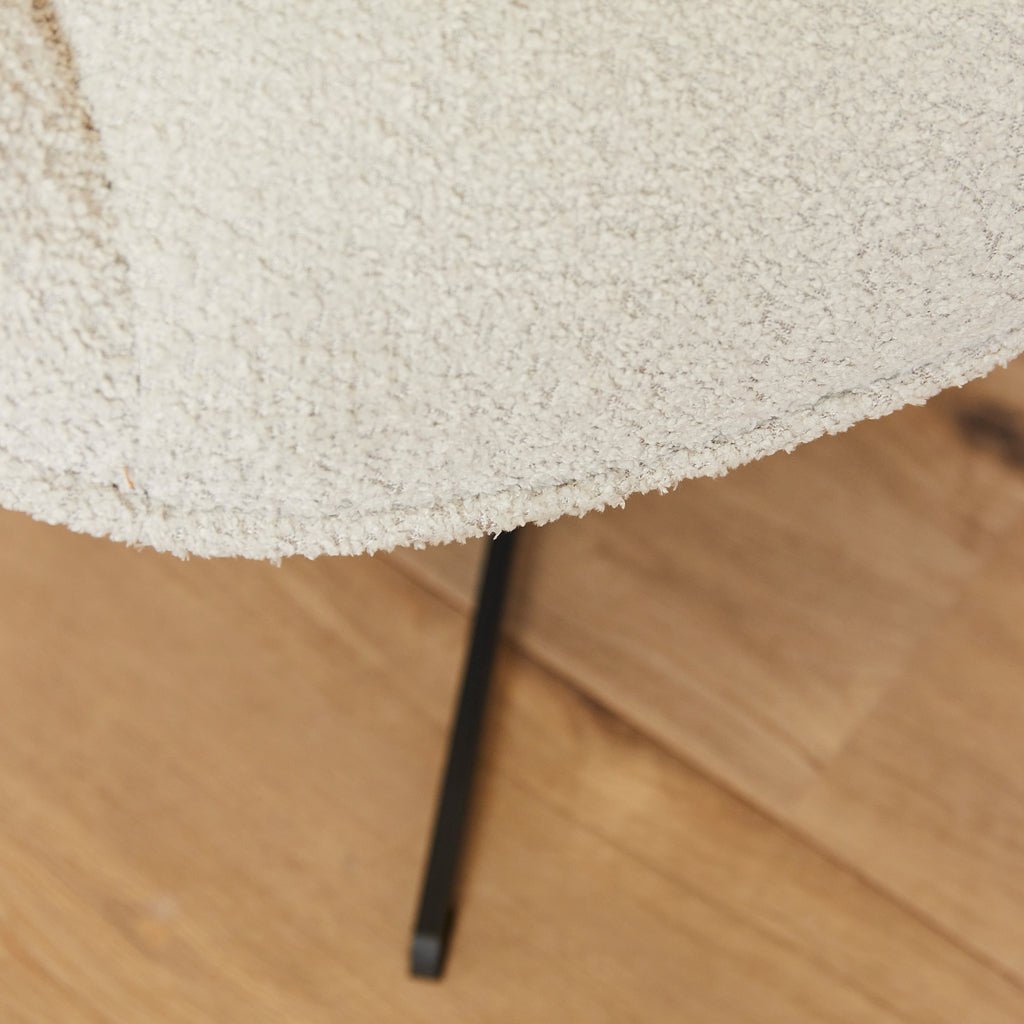 Sessel Miloo Off-White – Drehsessel mit Polsterung aus Polyester & Metallgestell, 79 x 79,5 x 81 cm, moderner Wohnzimmersessel