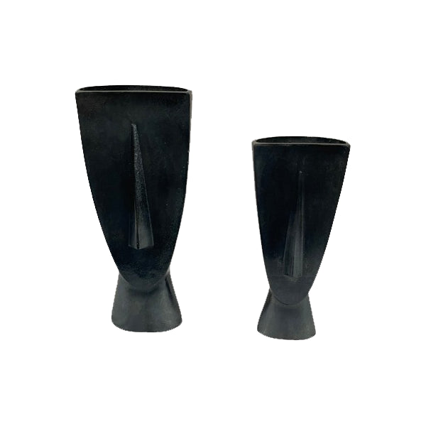 Vase Fin Schwarz Large – Aluminiumvase 16×8×39 cm mit oxidierter Oberfläche, modernes Wohnaccessoire