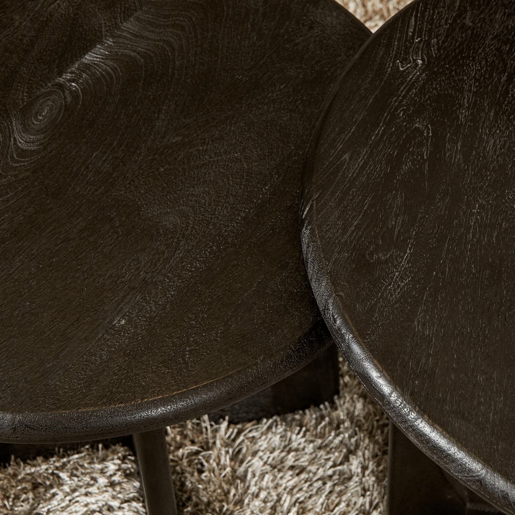 Couchtisch Milou Schwarz – Mangoholz mit schwarzer Oberfläche, 70 x 70 x 50 cm