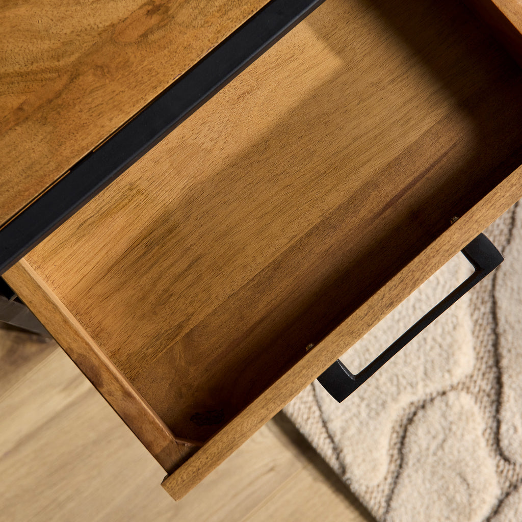 Nachttisch Delta Natur aus Mangoholz, Natur, 45x40x53 cm – moderner Beistelltisch mit 2 Schubladen & Metallgestell