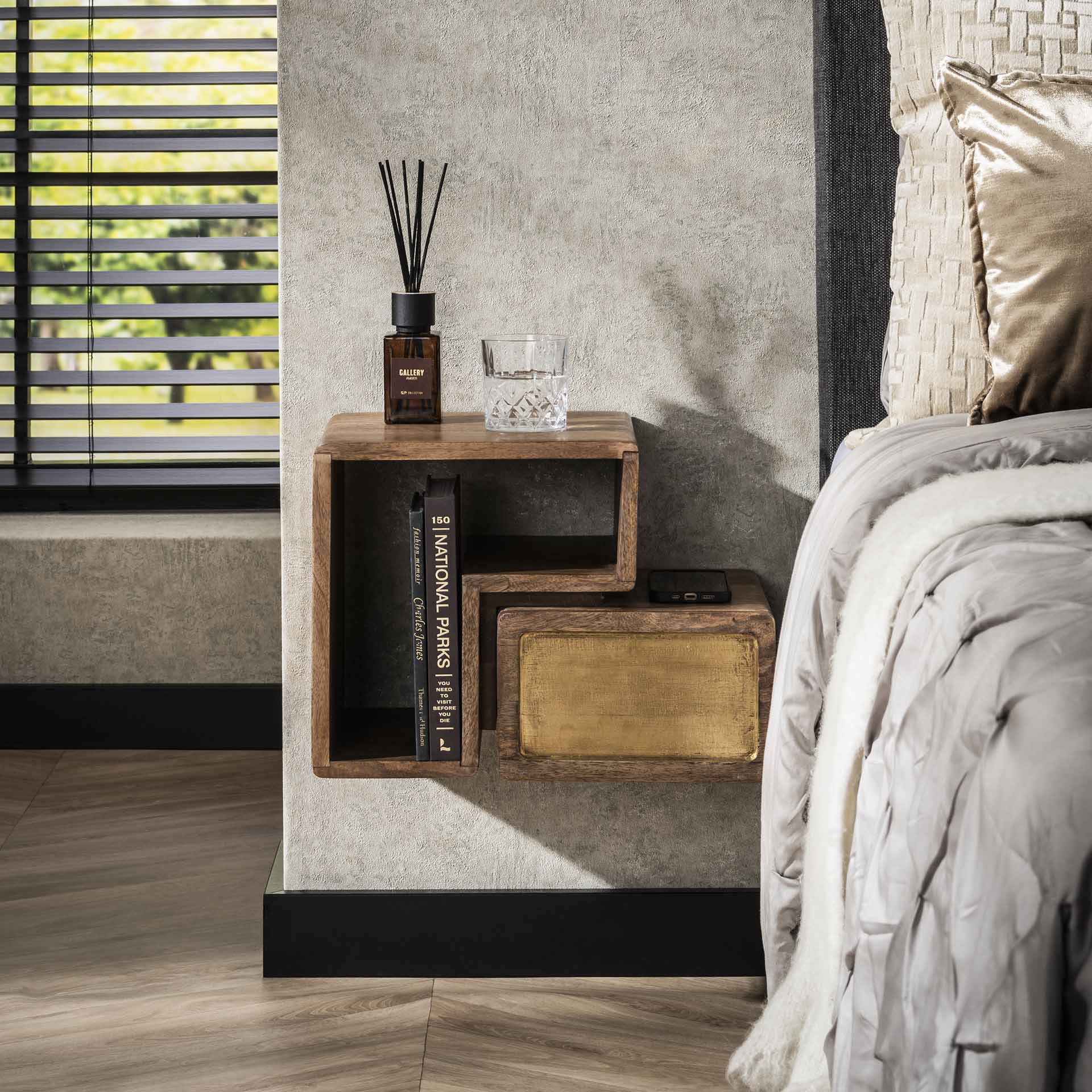 Beistelltisch – Lumina Forma – Massivholz Mango Sandfarbe