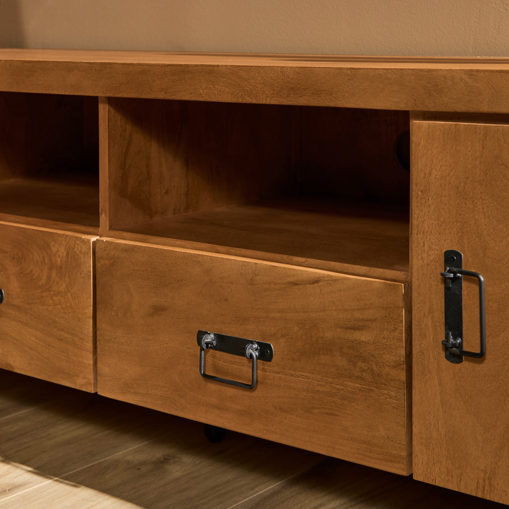 TV-Board Bori Natur– Mangoholz Lowboard mit 2 Türen, Fach & 2 Schubladen, 200×45×55 cm