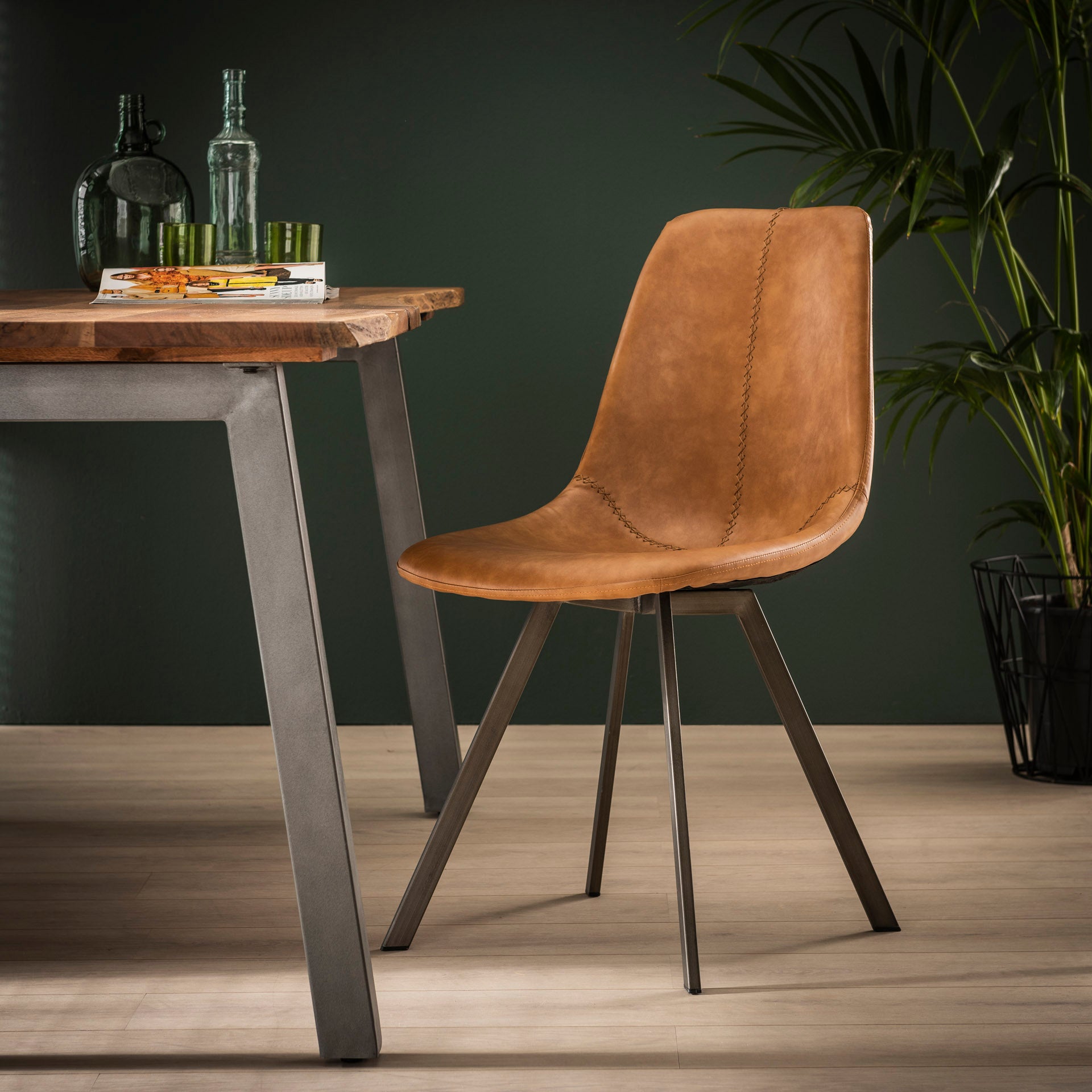 Stuhl – Prisma Pure – Saddle PU cowhide braun
