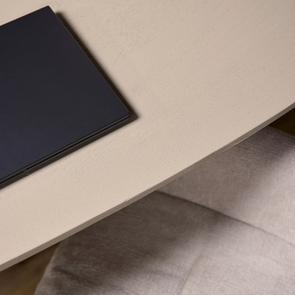 Esstisch Mandy Sand 280x100x76 cm – eleganter Mangoholz-Tisch mit Sand Finish & bronzefarbenem Gestell