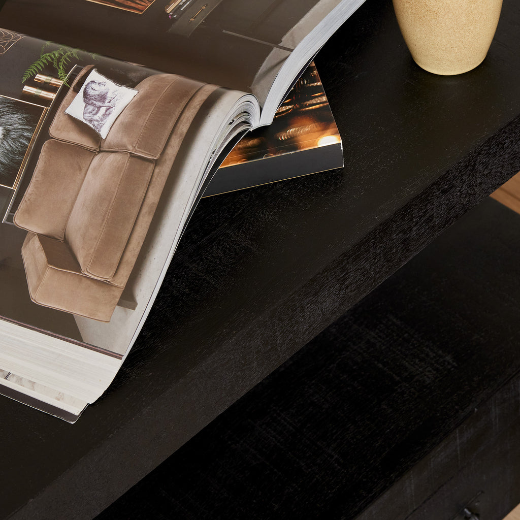 TV-Board Bori Schwarz – Mangoholz mit schwarzem Metallgestell & 3 Schubladen, 150 x 45 x 60 cm