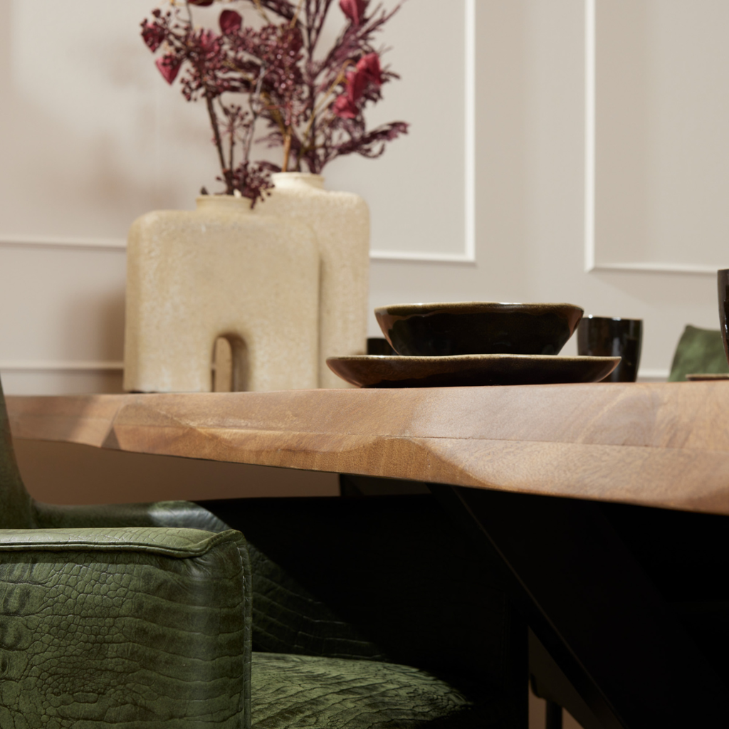 Esstisch Baltimore Natur – Baumstamm-Tisch aus Mangoholz & Metall, 300×100×76 cm, 6 cm Platte, einzigartiges Design | Unikat mit Baumkante