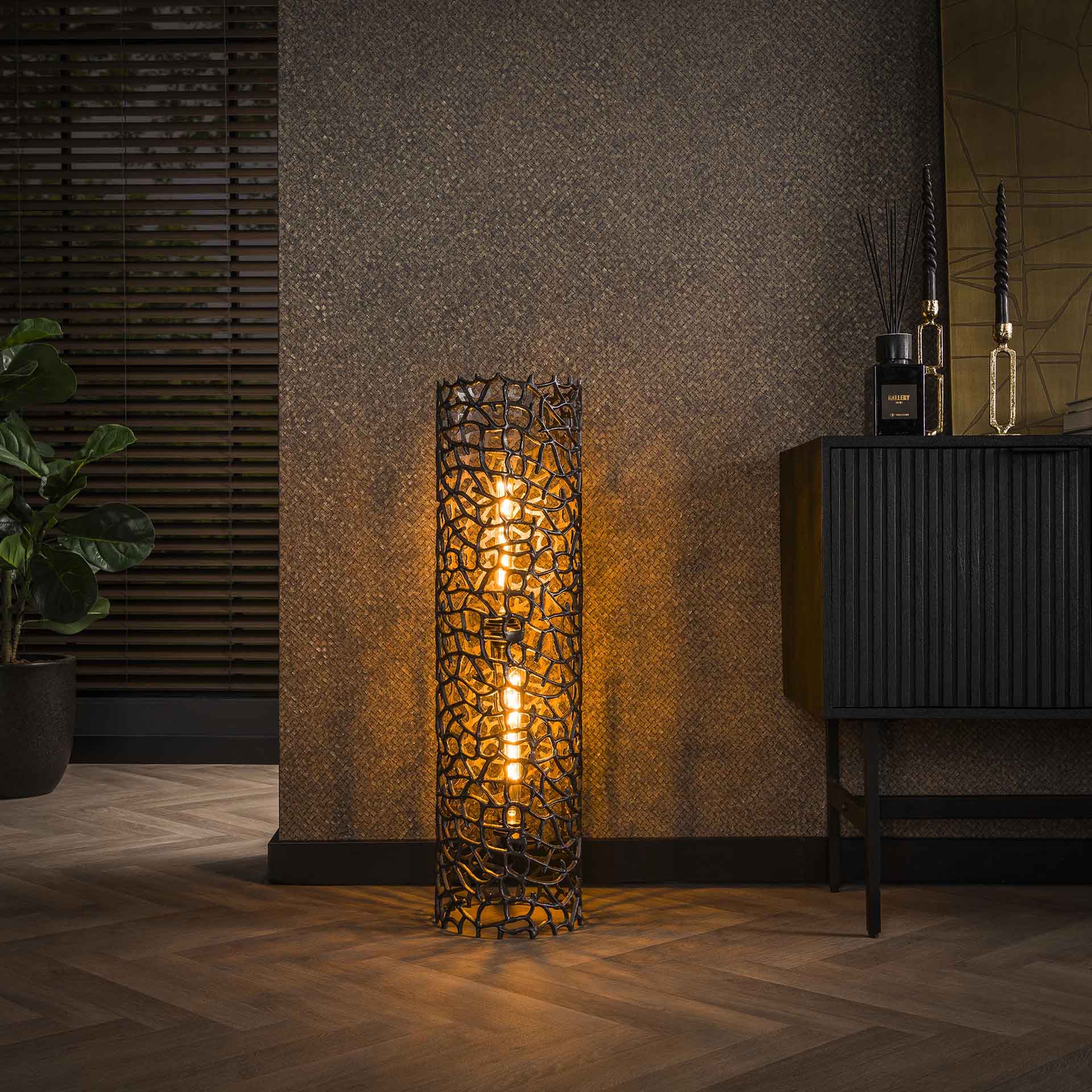 Stehleuchte Rosa Ø25×92 cm – Weaver Zylinder L aus Aluminium-Sandguss in Schwarz-Nickel, LED geeignet