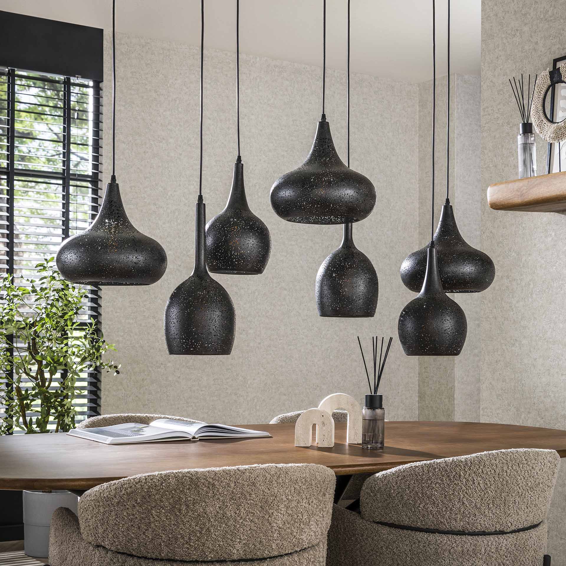 Hängeleuchte Boemo Zip 7-flammig – Metall-Leuchte 135×150×50 cm mit geätzten Schirmen Ø30 cm, schwarz, höhenverstellbar, E27, LED geeignet