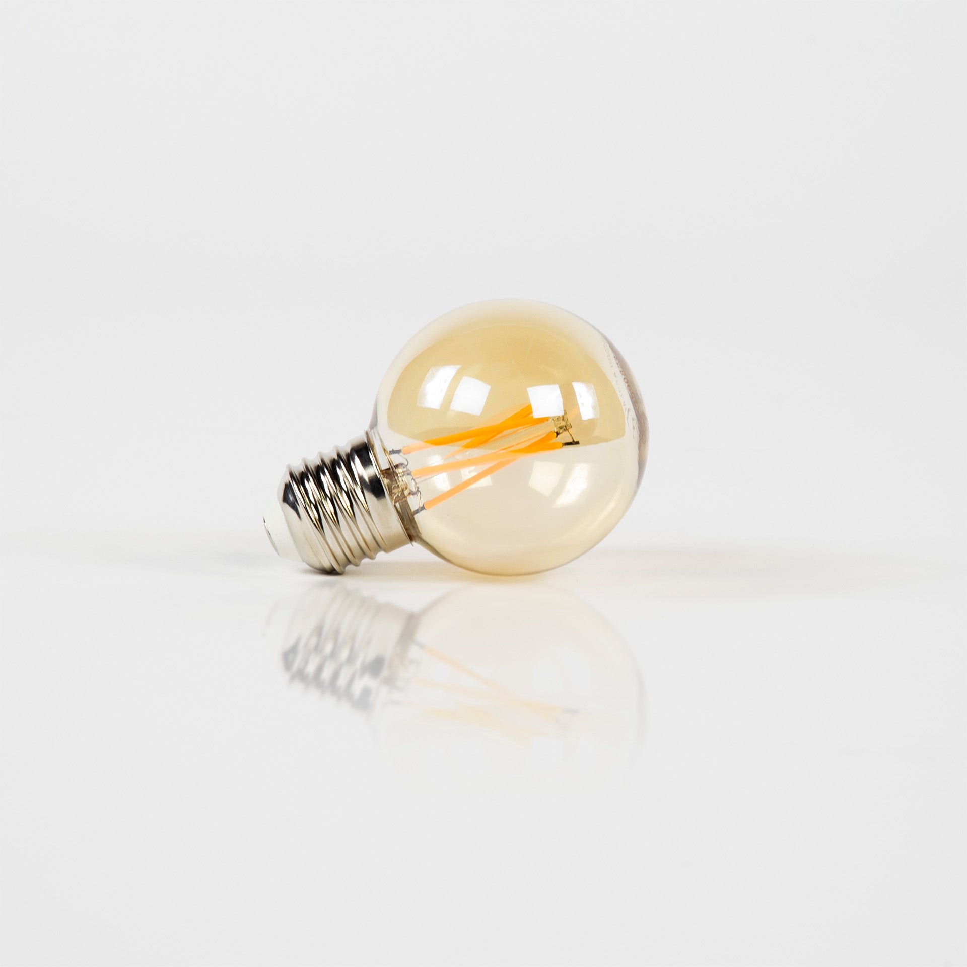 LED Filament Globus G60 Ø6 cm E27 – dimmbar 6W, 2100K extra warmweiß, 450 lm, Amber-Glas