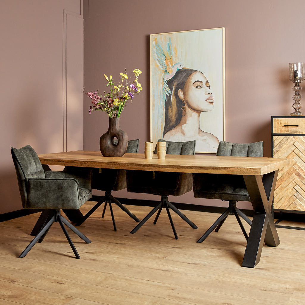 Esstisch Delta 220x100x76 cm – Massives Mangoholz mit 5,5 cm Tischplatte & X-Beinen aus Metall in Schwarz