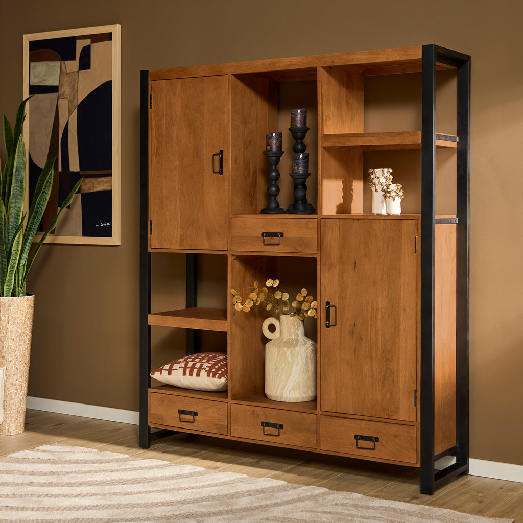 Schrank Bori Mangoholz & Metall 150x40x180 cm – modernes Aufbewahrungsregal mit Schubladen, Türen & Fächern