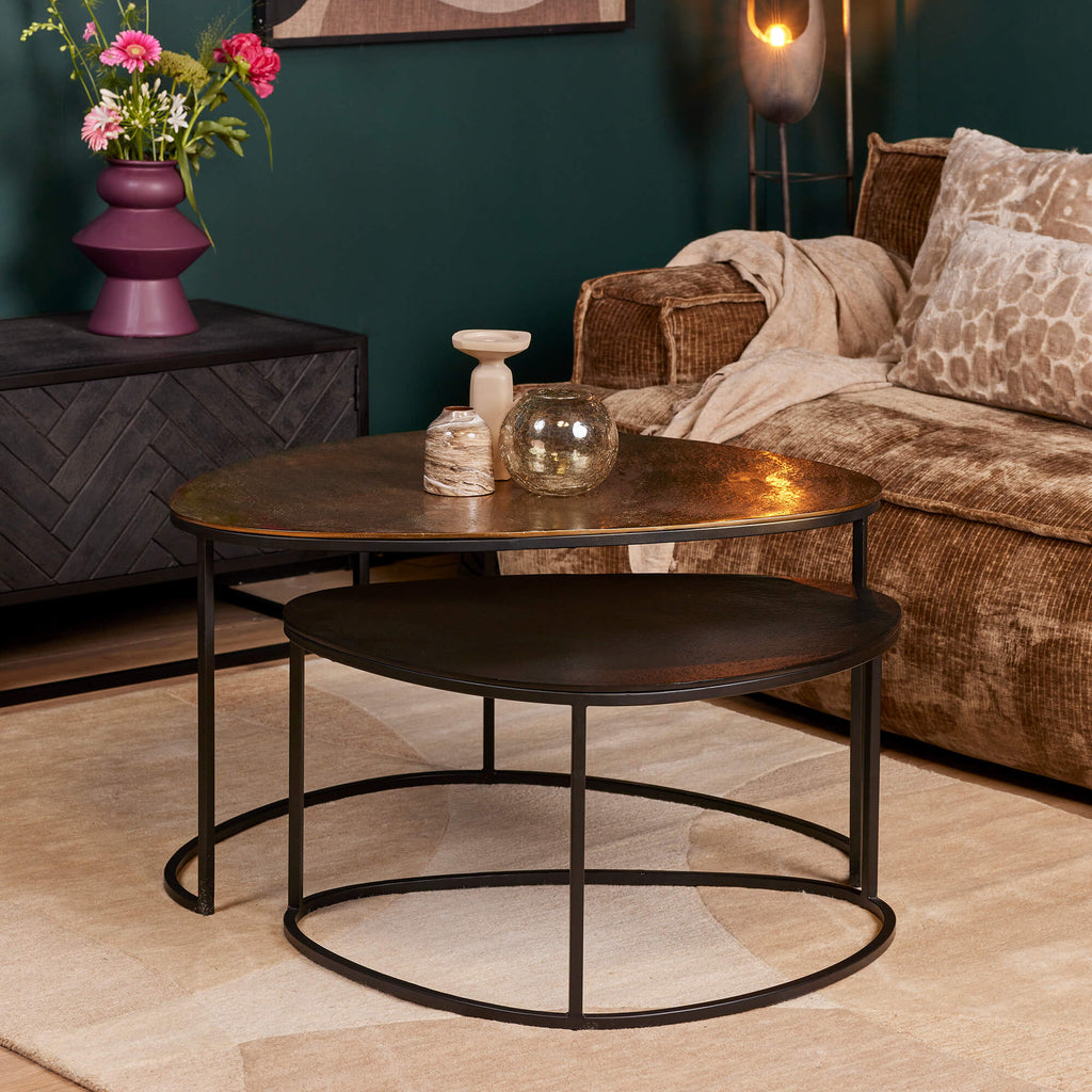 Salontisch-Set Jarrel – 2 Couchtische mit Aluminiumplatten in Gold & Schwarz, Eisengestell, 90×65×50 cm & 70×55×40 cm