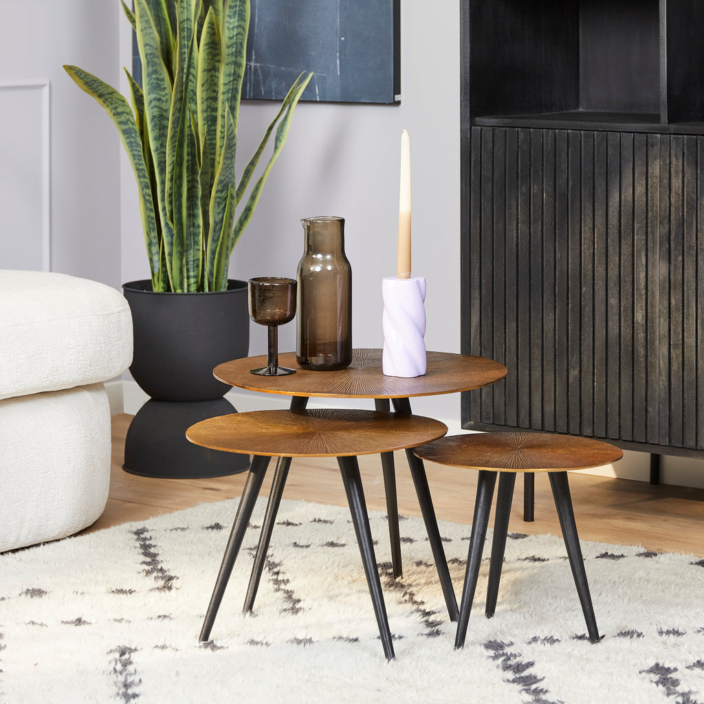 Beistelltisch-Set Ryas – 3 runde Tische aus Aluminium in Gold mit schwarzen Rahmen