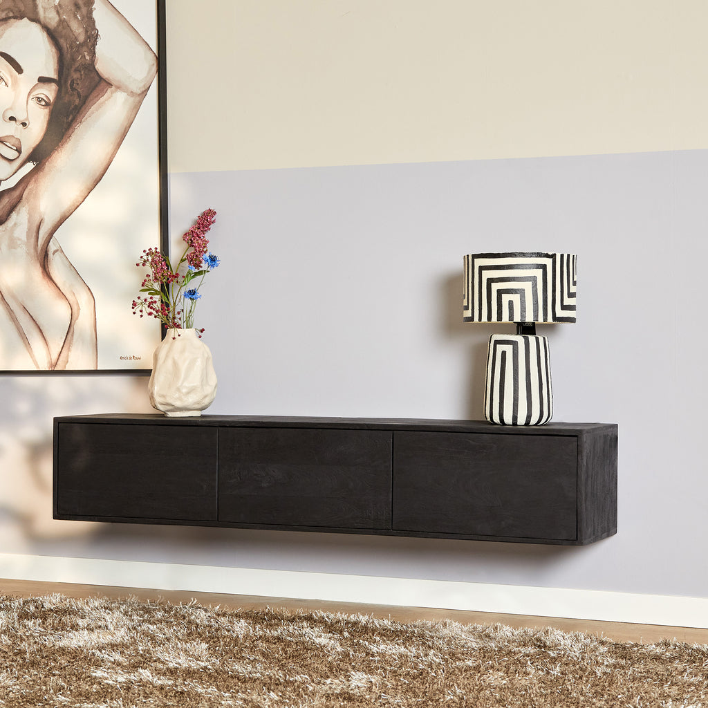 Schwebendes TV Board Focus 160x35x30 cm – Mango Holz Lowboard Schwarz mit Push-to-Open & grifflosen Türen