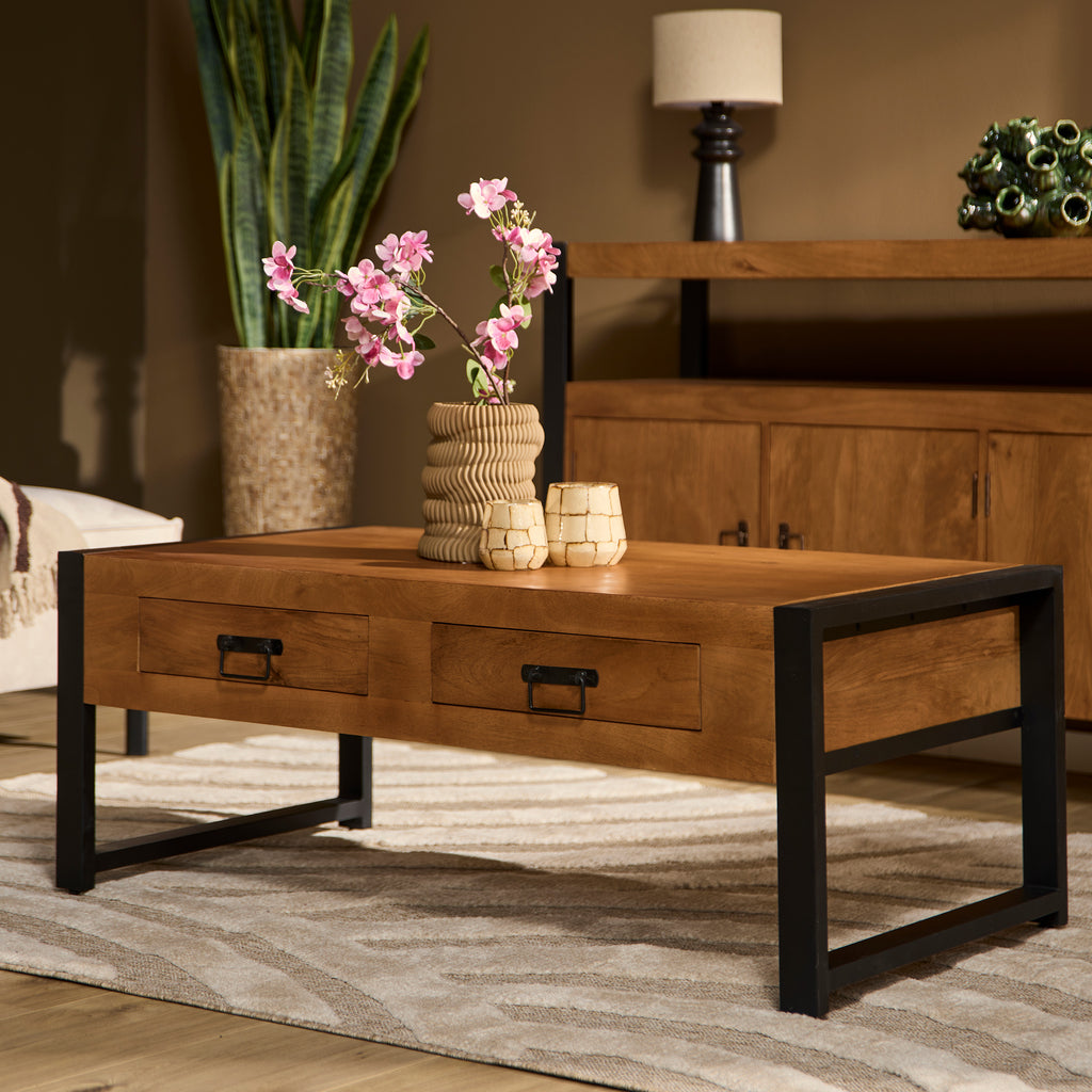 Beistelltisch Bori – Mangoholz & Metall, klar/schwarz lackiert, 120×60×45 cm mit Schubladen