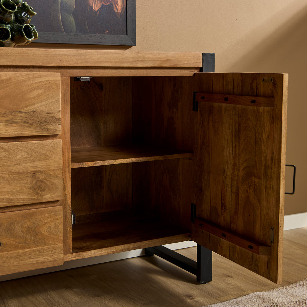 Sideboard Bori Natur – Mangoholz Kommode mit Metallrahmen & Lamellen-Optik, 160×80×40 cm, 2 Türen, 3 Schubladen & Regalfächer