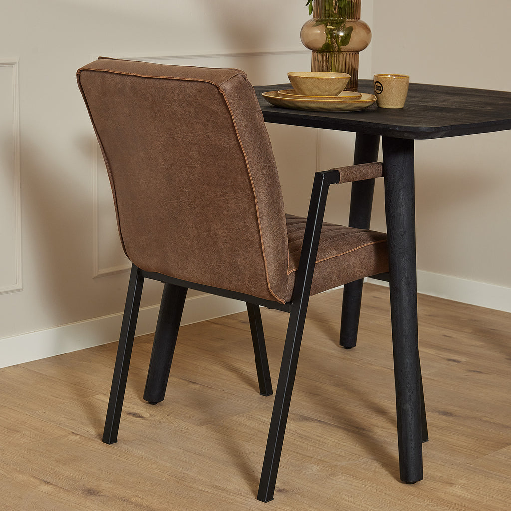 Esszimmerstuhl Molly Braun mit Armlehne – Industrial Design Stuhl aus Eco-Leder & Metallgestell, 52×65×88 cm
