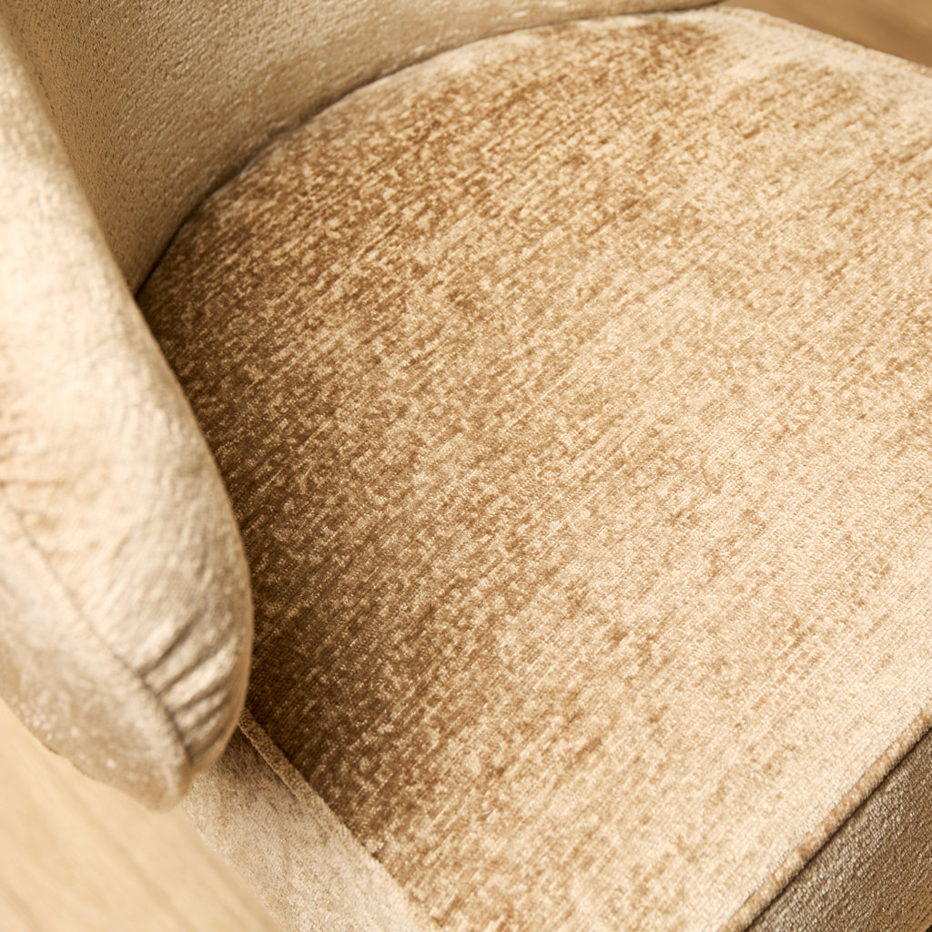 Esszimmerstuhl Persie Hellbraun – drehbarer Stuhl mit Armlehnen & schwarzem Metallgestell, 68×62×83 cm