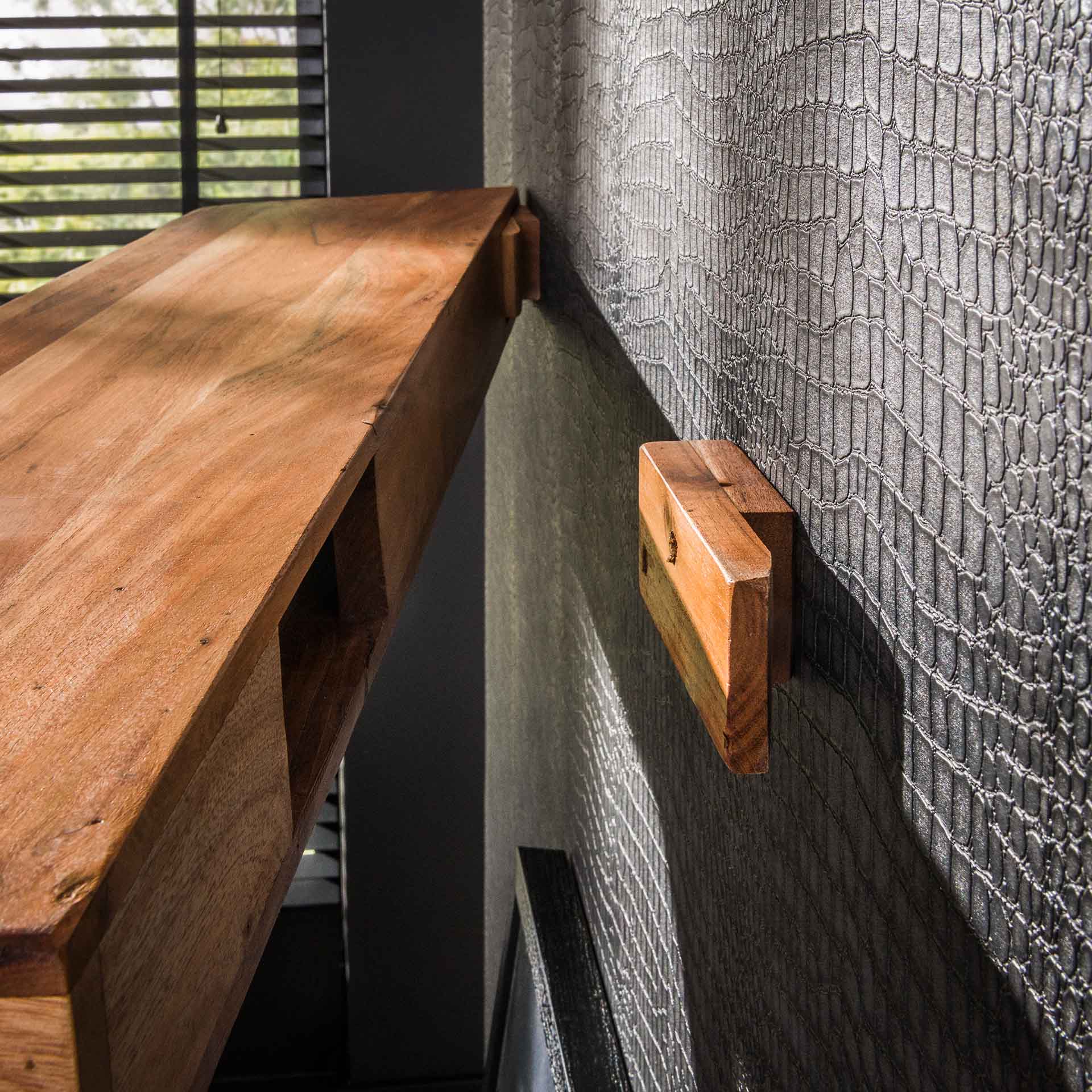 Regal – Avani Aura – Massivholz Akazie natur