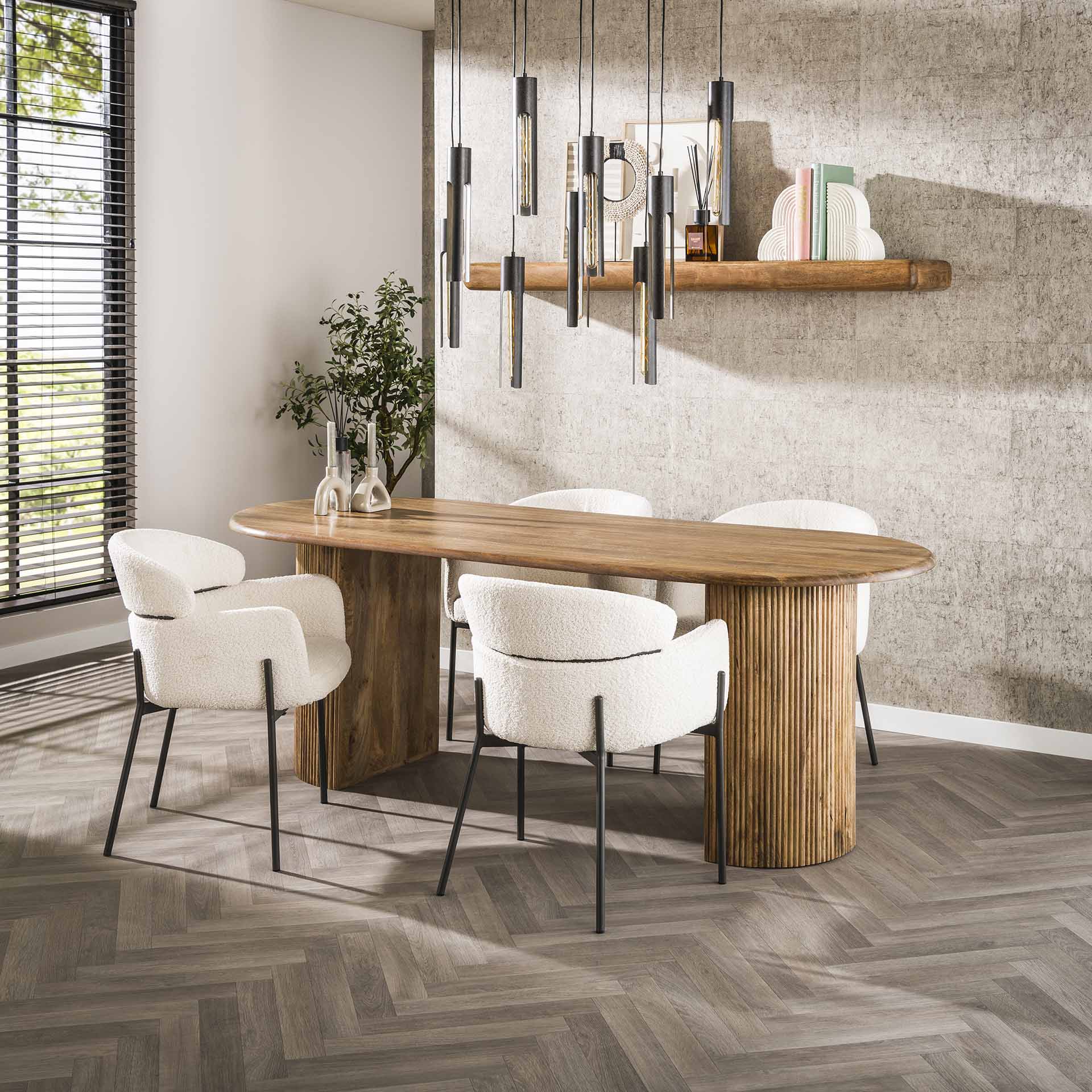 Esstisch Nuvino 215x90x78 cm – sandfarbenes Mangoholz mit Halbmonden & modernem Design