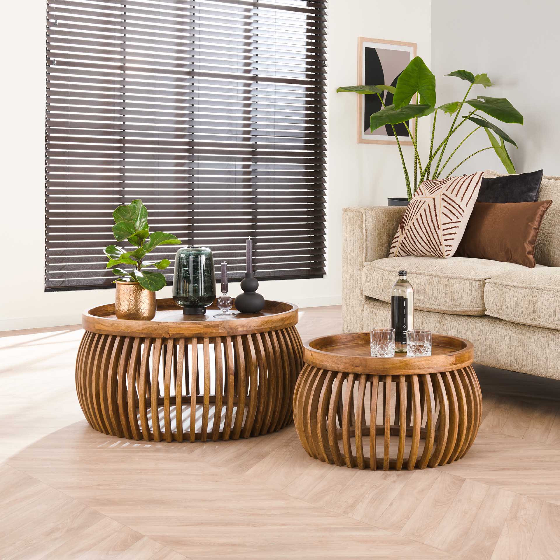Couchtisch 2er Set Rotondo Curve – rundes Mangoholz-Design mit erhöhter Kante, Ø 78x40 cm & Ø 55x35 cm