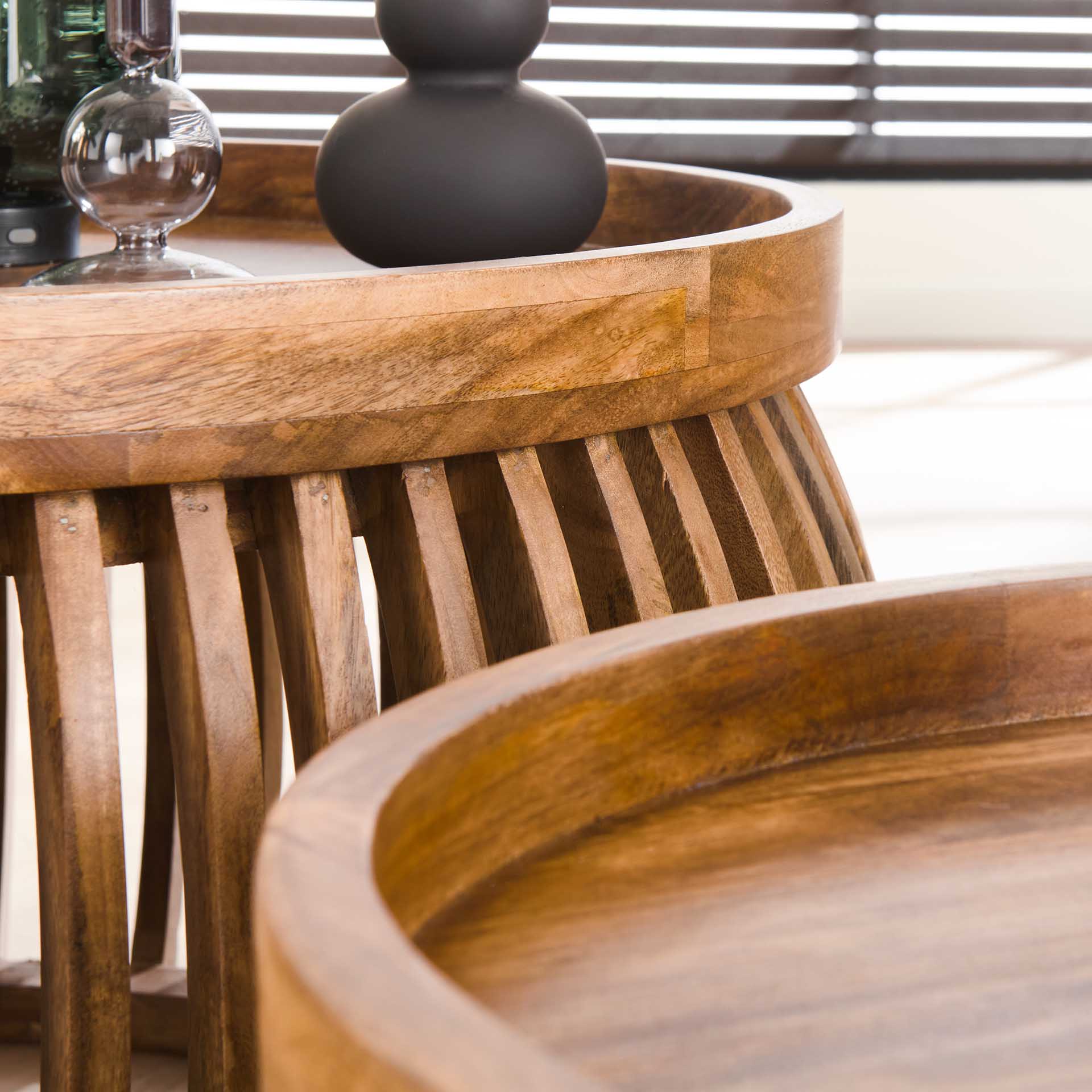 Couchtisch 2er Set Rotondo Curve – rundes Mangoholz-Design mit erhöhter Kante, Ø 78x40 cm & Ø 55x35 cm