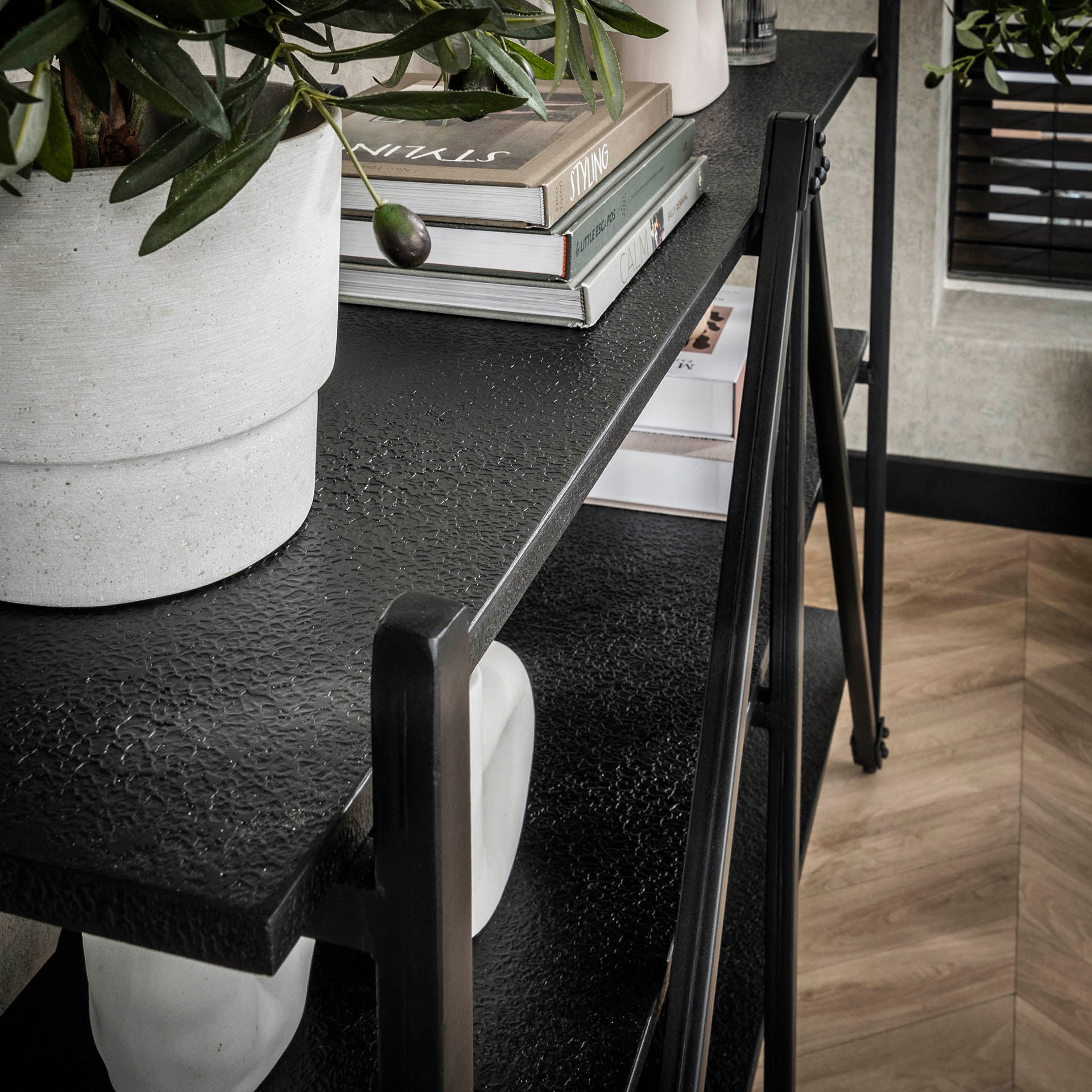 Regal – Aureo Modern – Grau