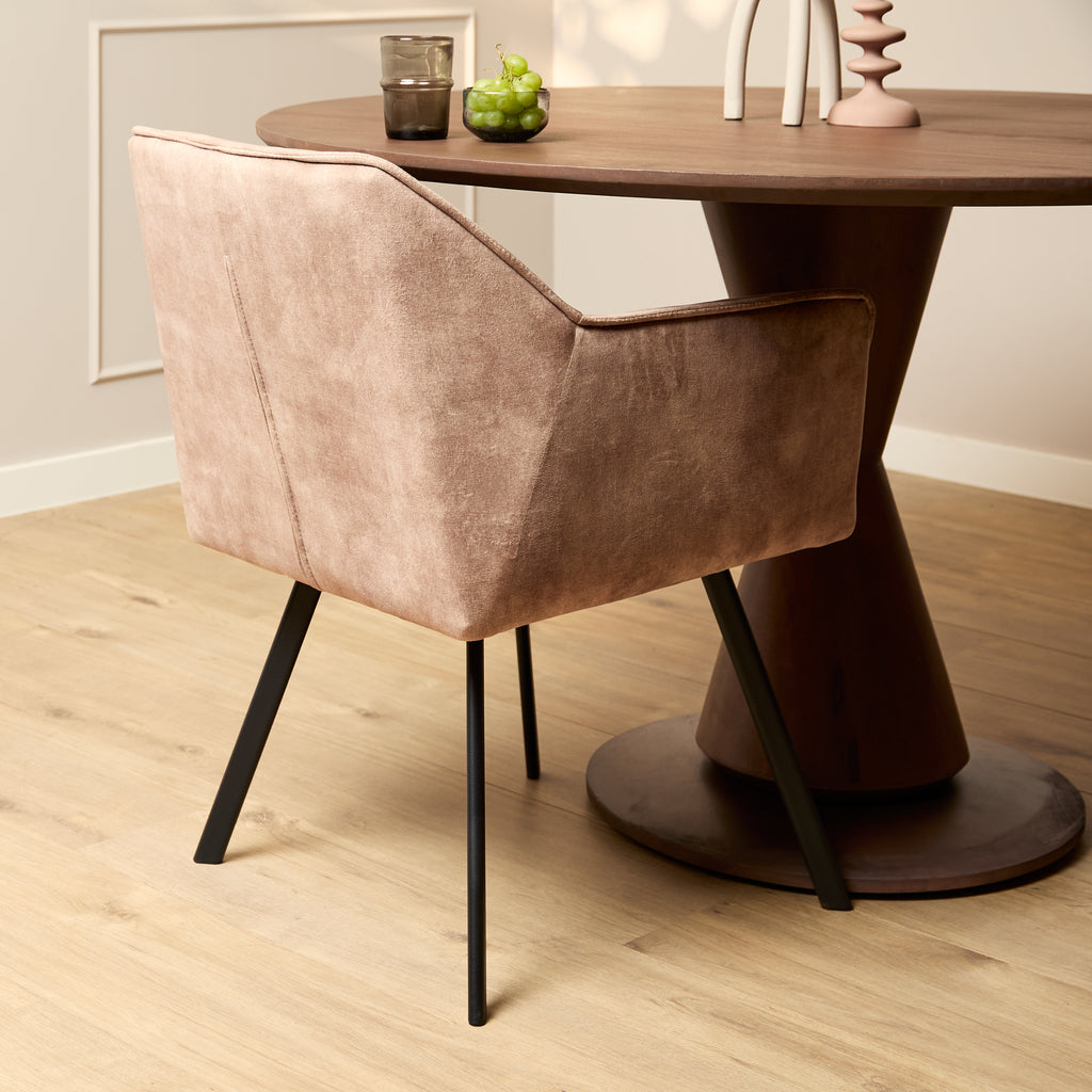 Esszimmerstuhl Martina Taupe – Samt & schwarzes Metall, 63×63×79 cm, elegantes Design mit Armlehne für luxuriösen Sitzkomfort