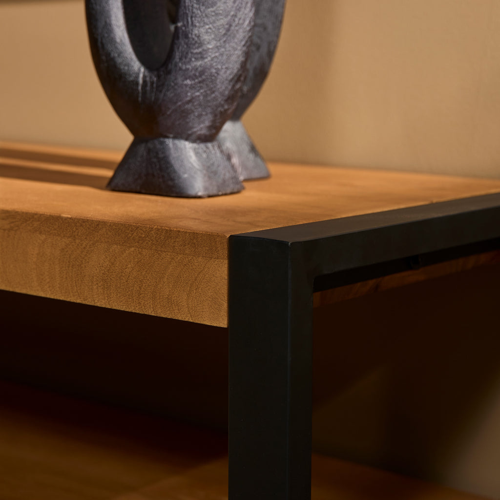 TV-Board Bori Natur – Mangoholz TV-Schrank 150×60×45 cm mit 3 Schubladen, offenem Fach & Metallgestell im modernen Design