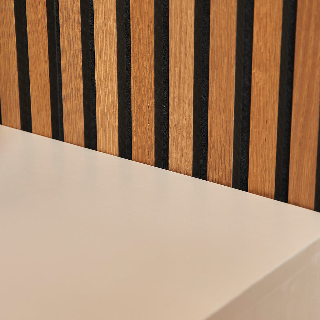 TV-Board Bali Sand – Lowboard aus Mangoholz mit Push-to-Open-System, 150 x 42 x 46 cm