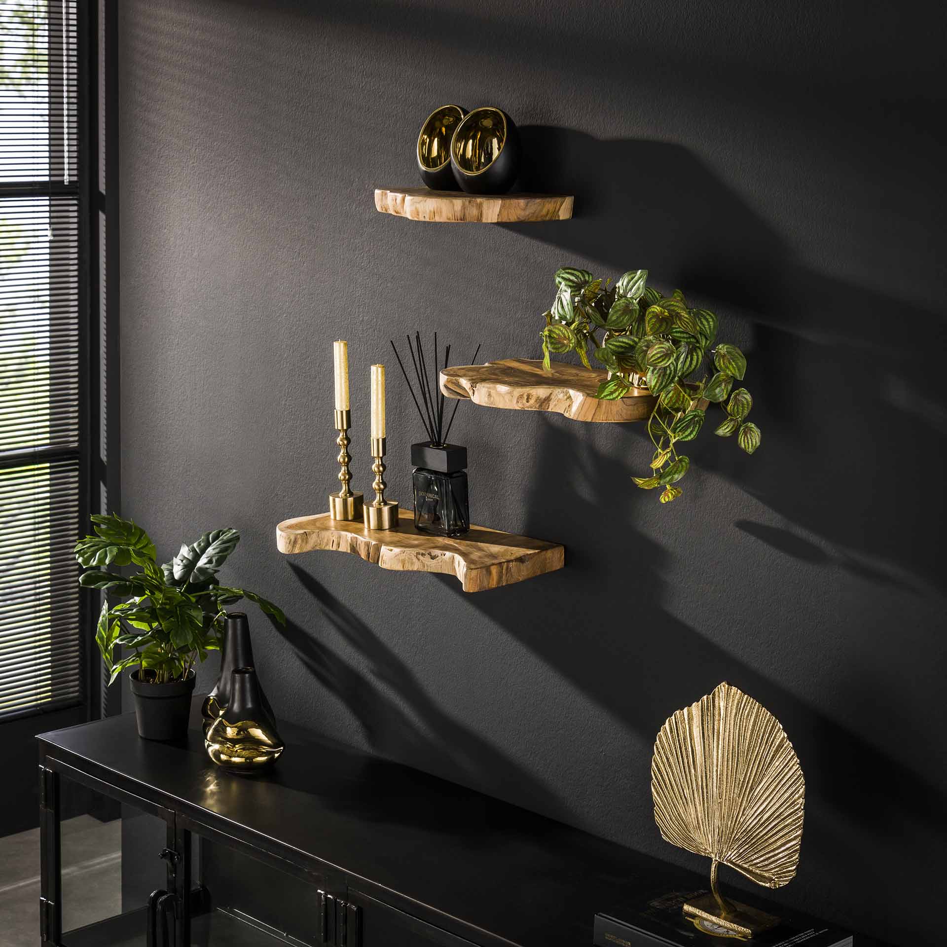 Regal – Helio Hue – Massives recyceltes Teakholz