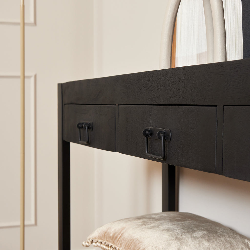 Beistelltisch Bori Schwarz – Mangoholz mit 3 Schubladen & Metallgestell, 150×35×76 cm, modern lackiertes Design