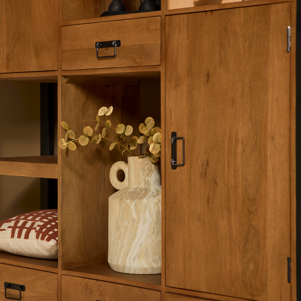 Schrank Bori Mangoholz & Metall 150x40x180 cm – modernes Aufbewahrungsregal mit Schubladen, Türen & Fächern