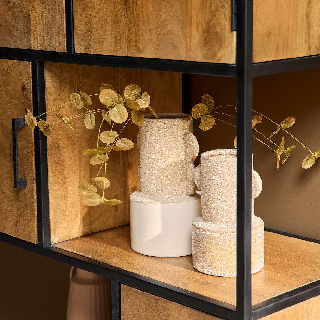 Schrank Delta 90x45x200 cm – Massives Mangoholz Bücherregal Natur mit Metallrahmen & viel Stauraum