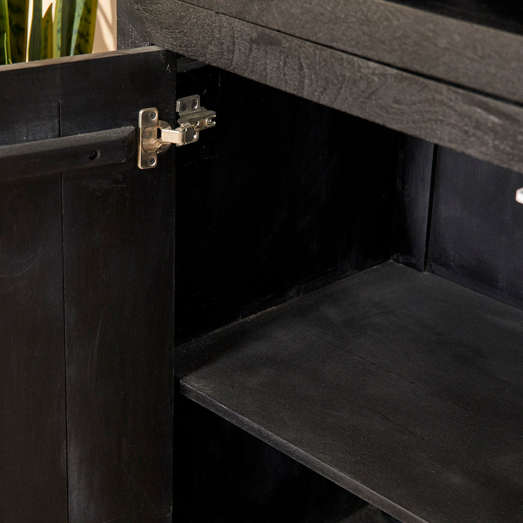 Regal Bali XL Schwarz – Mangoholz Bücherregal mit offenen Fächern & Push-to-Open Türen, 160 x 45 x 200 cm
