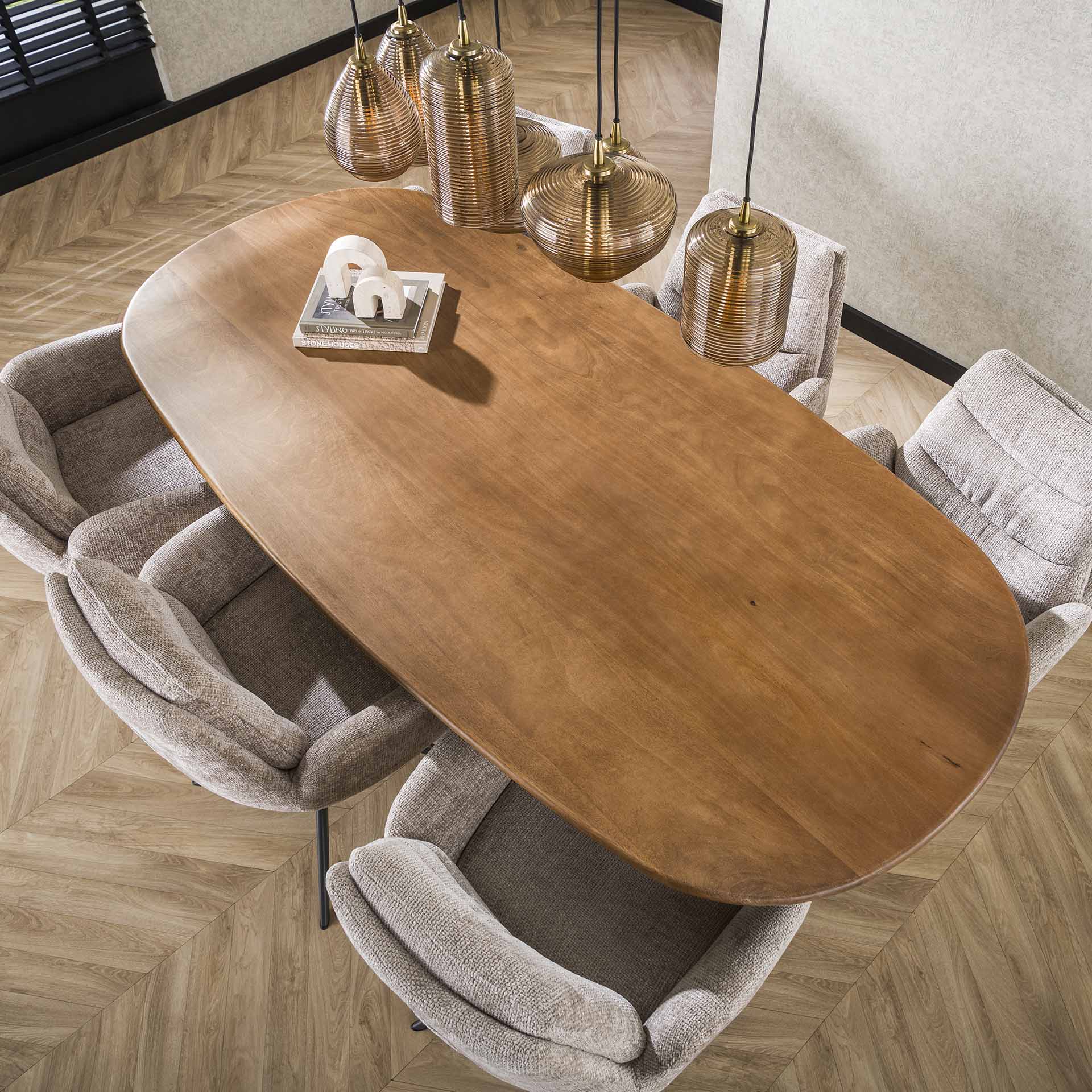 Esstisch Olvaro – Mangoholz Sand mit Spinnengestell aus Metall, 215 x 105 x 76 cm