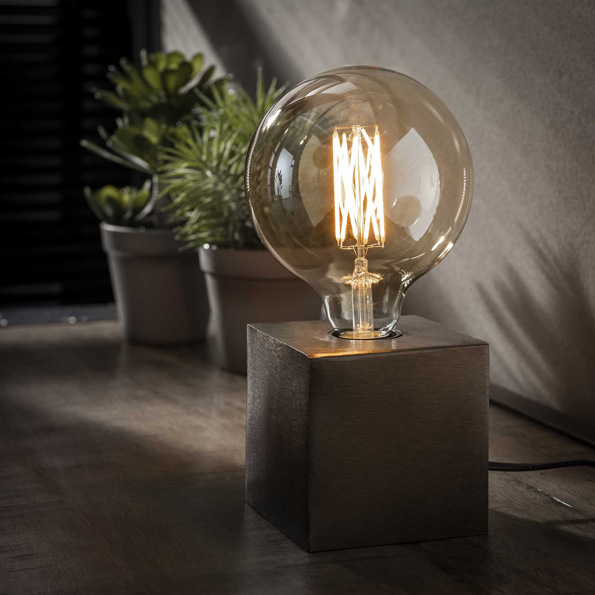 Tischleuchte – Vivo Modern – Schwarz Nickel