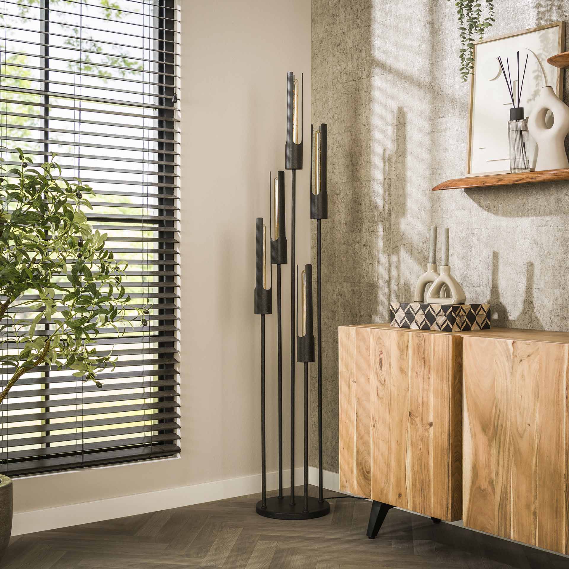 Stehleuchte – Linea Casa – Artic schwarz