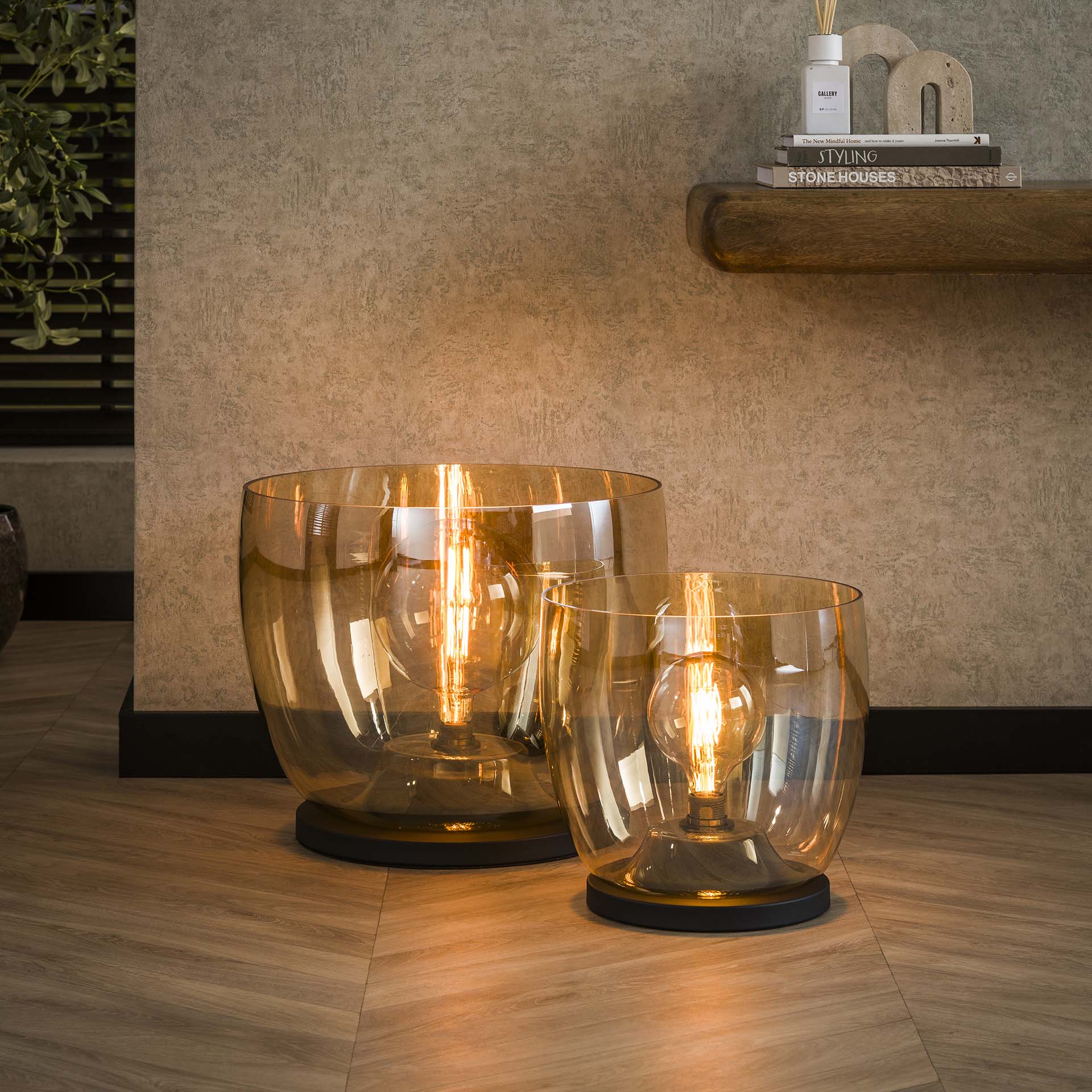 Stehleuchte Martina UP XXL Glas Ø48×41×170 cm – elegante Glas-Leuchte in Amber, LED geeignet