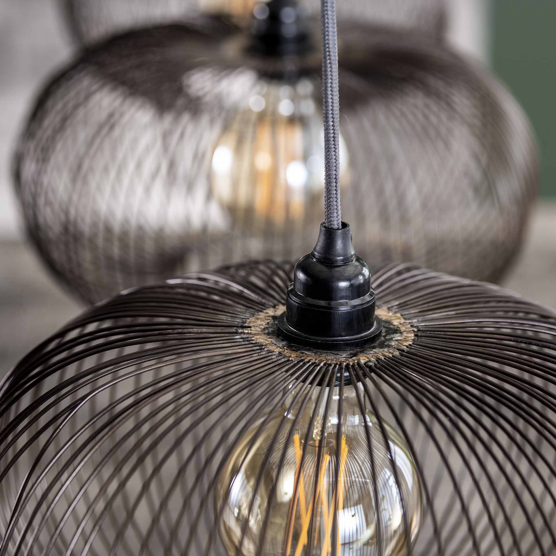 Pendelleuchte Vecchio 4-flammig 170x35x150 cm – moderne Metall-Hängelampe mit goldenen Scheibenschirmen Ø35 cm im Industrial Design