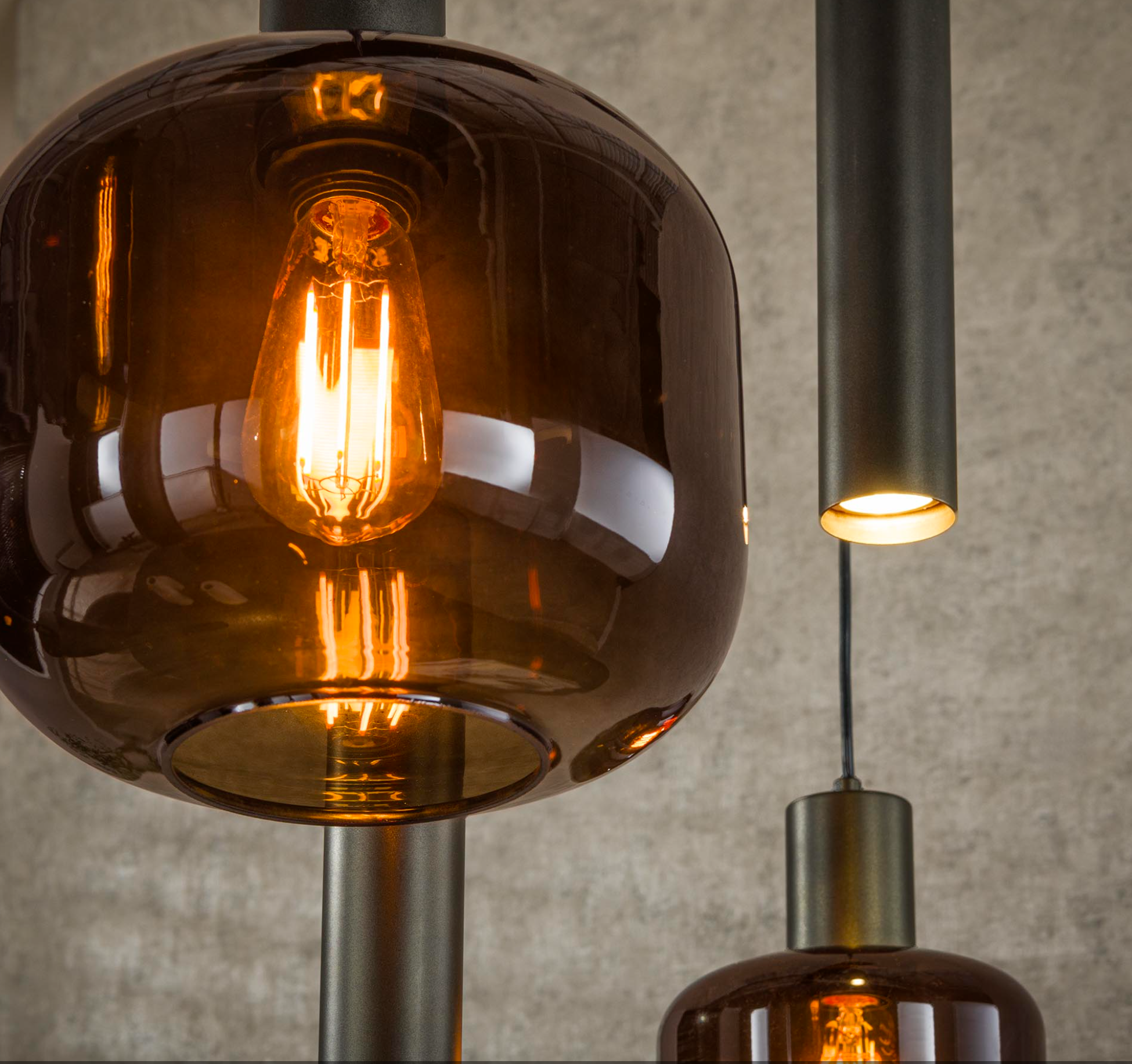 Pendelleuchte Corva – 7-flammig, Metall & Glas, höhenverstellbar bis 150 cm, inkl. LED-Leuchtmittel