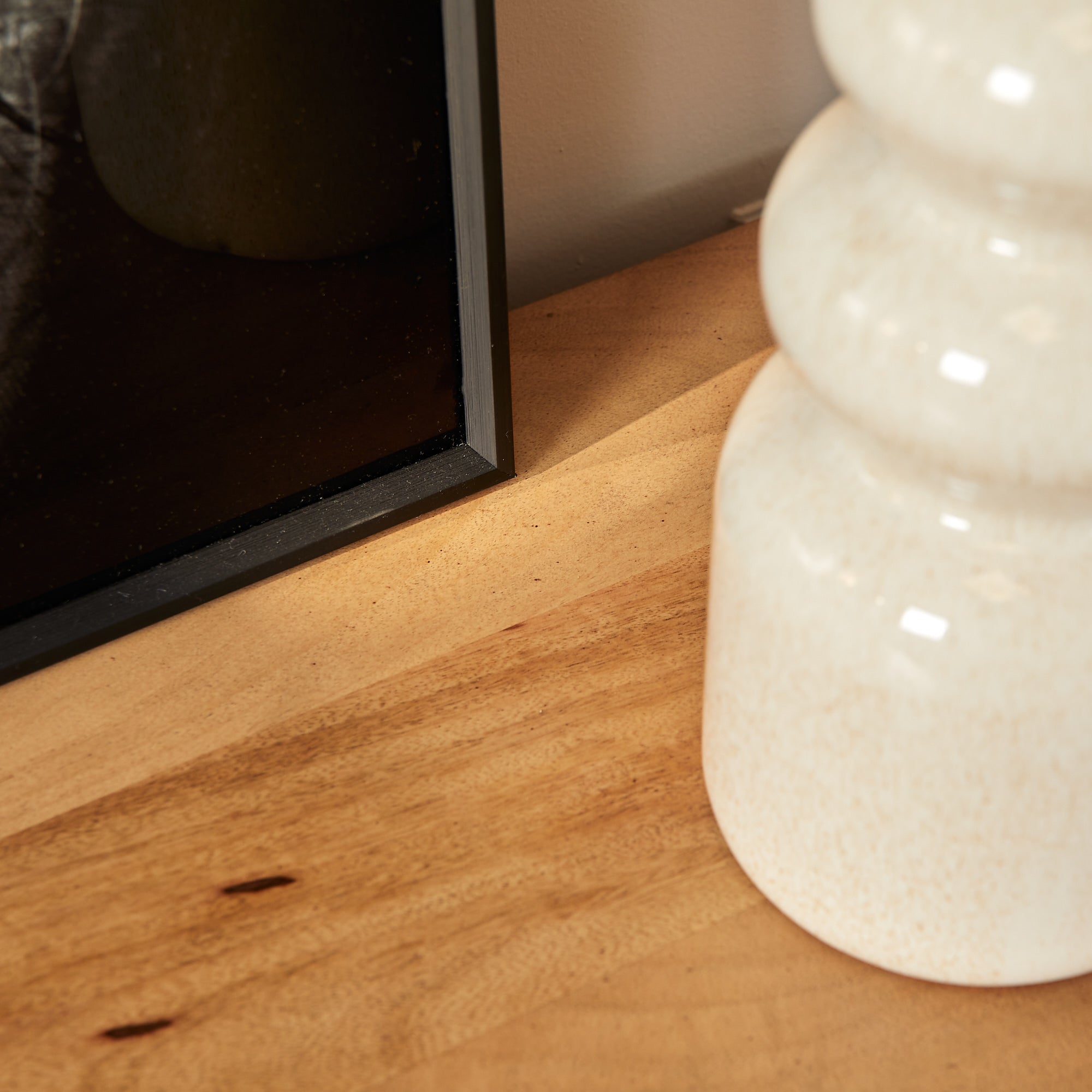 Sideboard Rois 210x45x85 cm – Mangoholz Kommode mit Metallrahmen, 3 Türen & 3 Schubladen